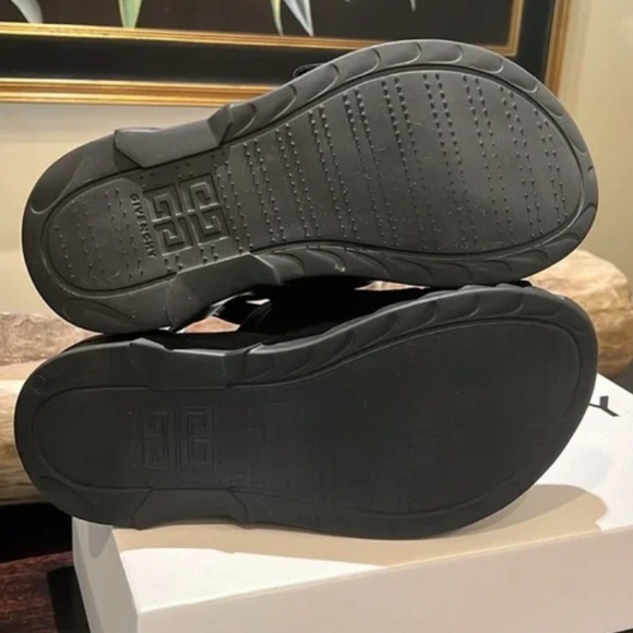Givenchy Leather Sandals size 8 - Picture 9 of 12